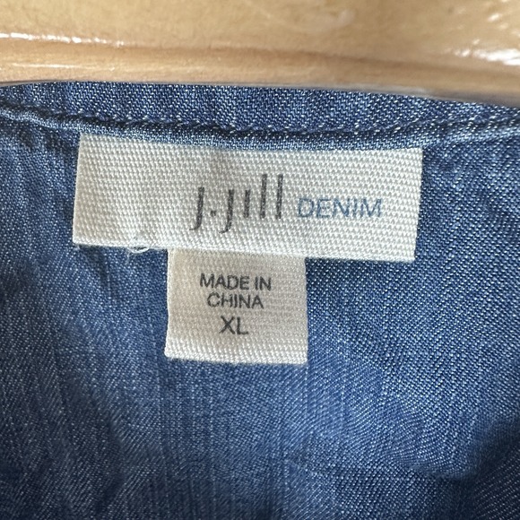 J Jill Denim Tunic Shirt Womens XL Blue Chambray Button Up Closet Staple Classic - Picture 5 of 6
